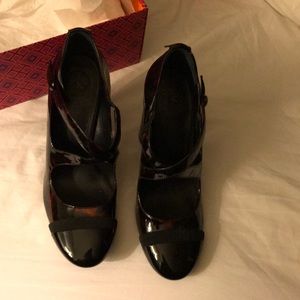 Tory Burch pumps
